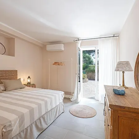 Ondina * Marciana Marina (Isola d'Elba)