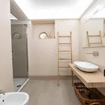 Ondina Villa *